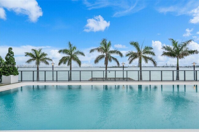 Building Photo - 788 NE 23rd St