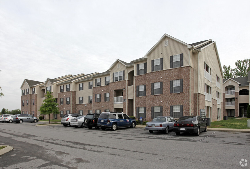 Lakeside Apartments - Hermitage, TN | Apartment Finder