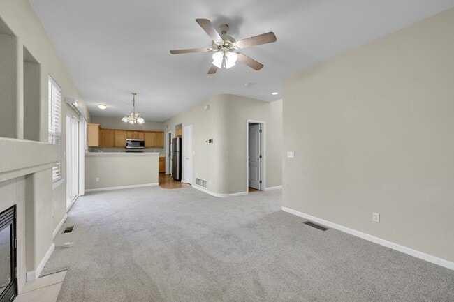 Building Photo - $1,995 - 4 Bed,2.5 Bathroom Home  in Colorado Springs with in Unit Laundry and Fenced in yard!