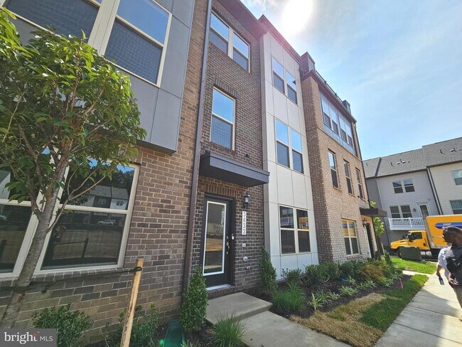 Building Photo - 3622 Agate Ln