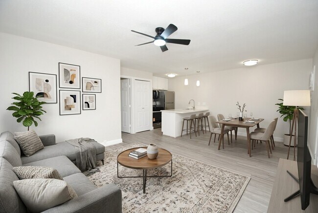 Building Photo - 2515 Yoakum Blvd