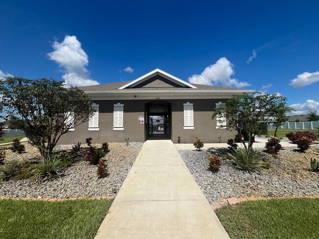 Building Photo - 1273 Hendon Lp