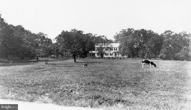 Building Photo - 3408 Wessynton Way