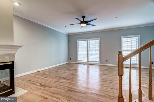 Building Photo - 5820 Pearson Ln
