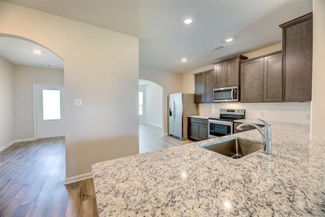 Building Photo - 1717 Cotton Blossom Ln