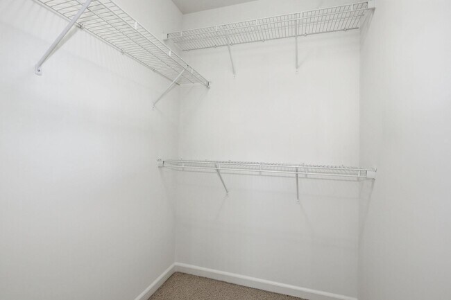 Building Photo - 20 Houser Dr