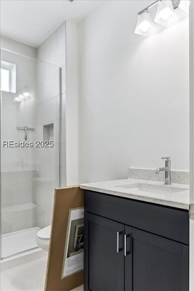 Building Photo - 99 High Tide Ln