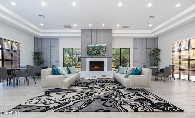 Building Photo - 9735 N 118th Way