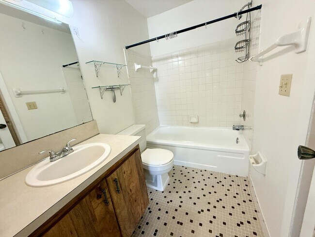 Building Photo - 9209 Seminole Blvd