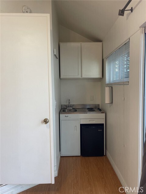 Building Photo - 168 Merrill Ave