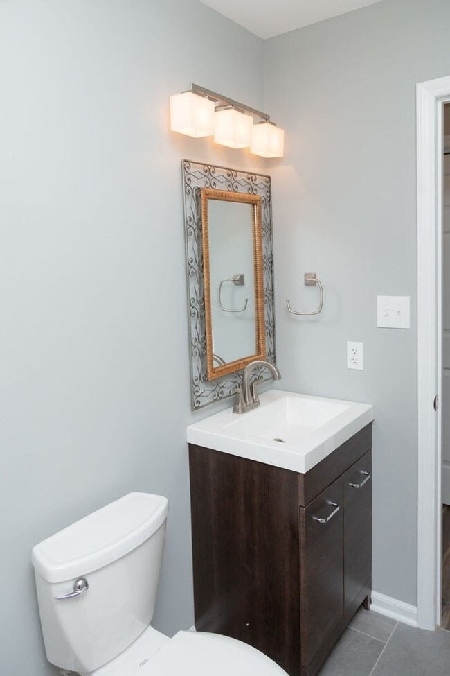 Building Photo - Condo in Brandon Ridge