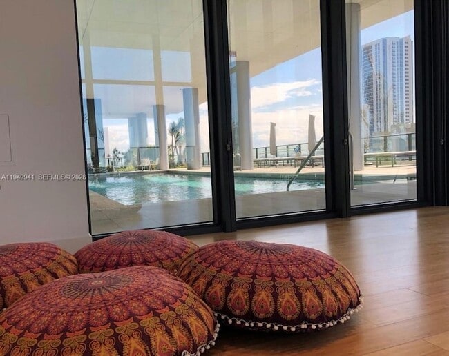 Building Photo - 1600 NE 1st Ave