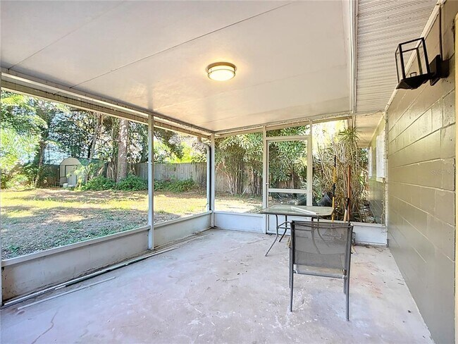 Building Photo - 4513 W Gray St