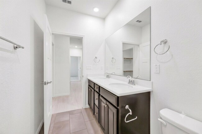 Building Photo - 5029 Copper Sunset Way