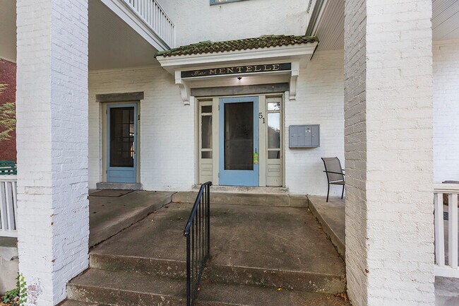 Building Photo - 51 Mentelle Park