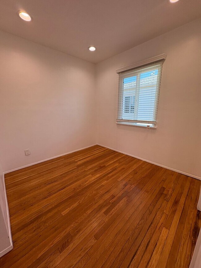 Building Photo - Exemplifying Style, Serenity & Lifestyle! ...