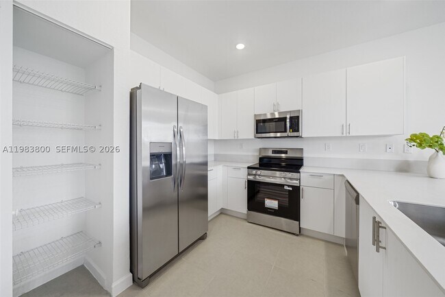 Building Photo - 33762 SW 194th Ct