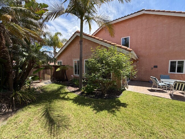 Building Photo - Beautiful 3 bed/3 bath In San Clemente