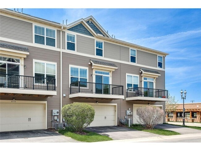 Building Photo - 8934 SW Village Loop