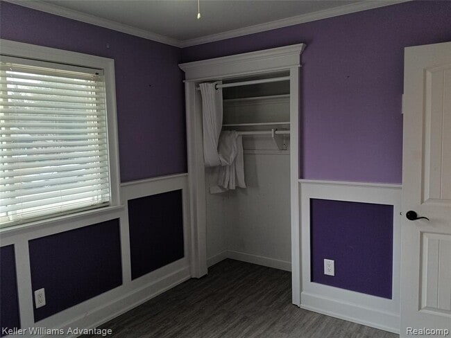 Building Photo - 15730 Anthony St