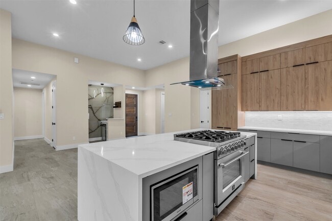 Building Photo - 9630 Vilven Ln