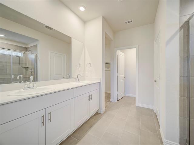 Building Photo - 3405 Kingsgarden Rd