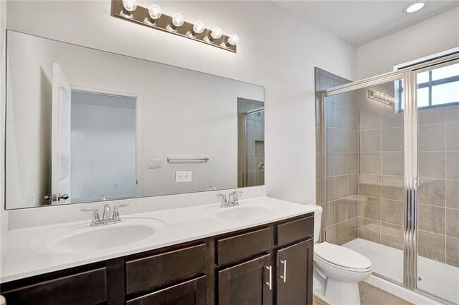 Building Photo - 3313 NW 11th Ave