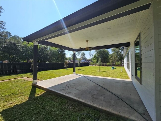 Building Photo - 25939 Lantern Ln