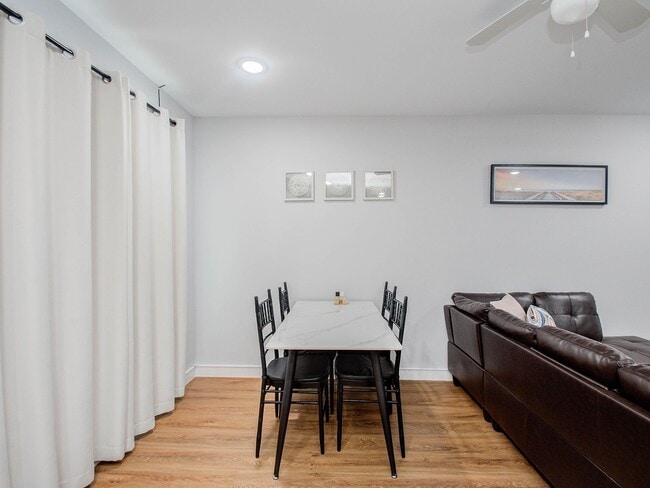 Building Photo - 6610 Haight St