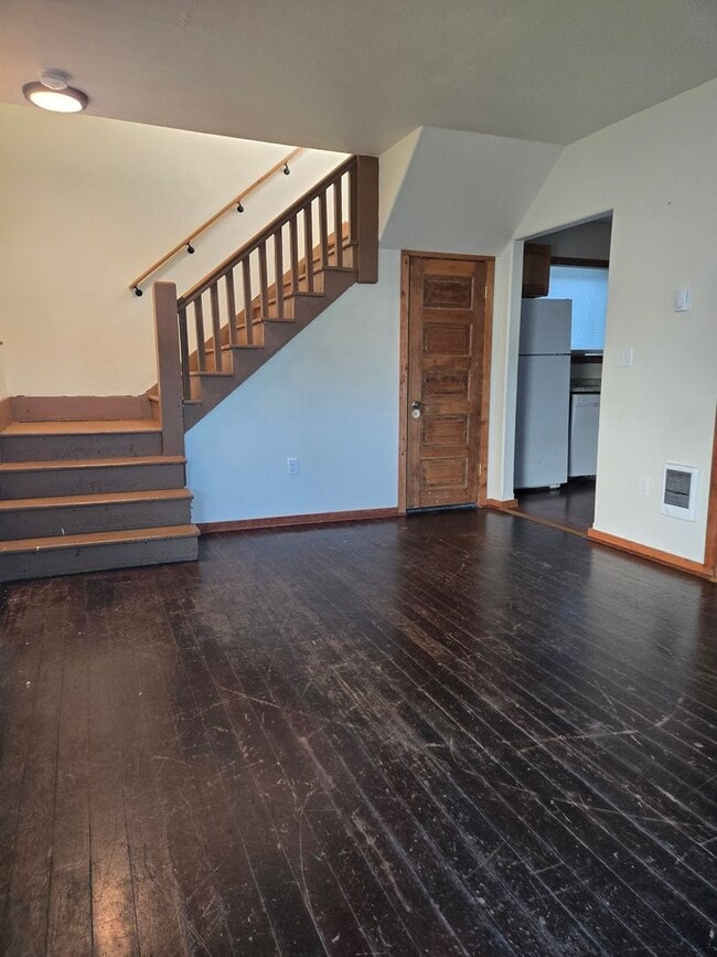 Building Photo - Aberdeen, WA., 3 bedroom, 1 bath home for RENT