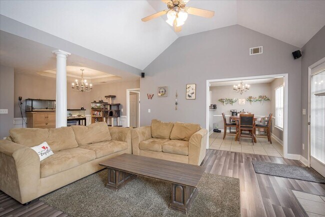 Building Photo - 4516 Logans Way