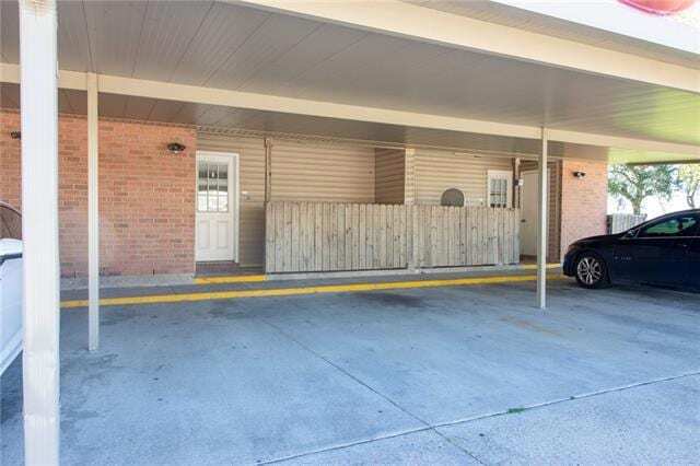 Building Photo - 1112 Windsor St