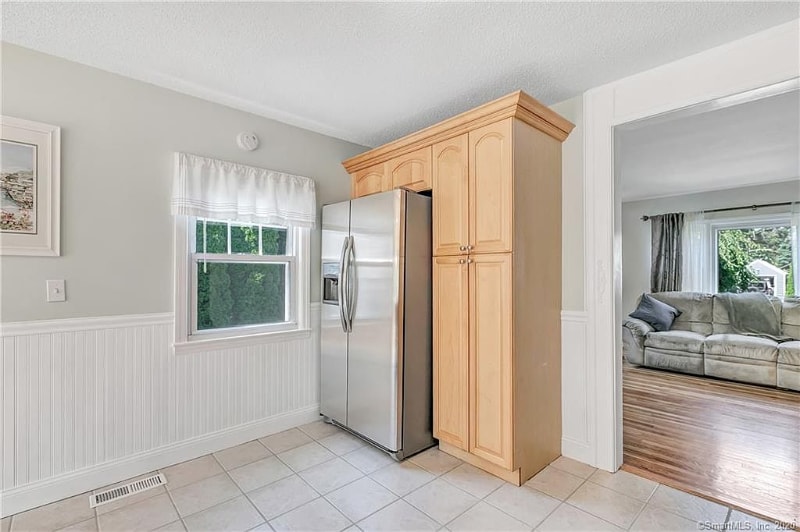 Building Photo - 111 Marcroft St