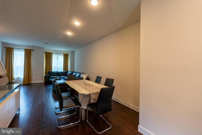 Building Photo - 515 Shorthorn Way