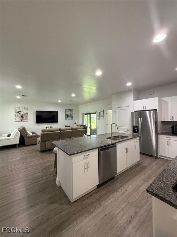 Building Photo - 3030 Iris Cir