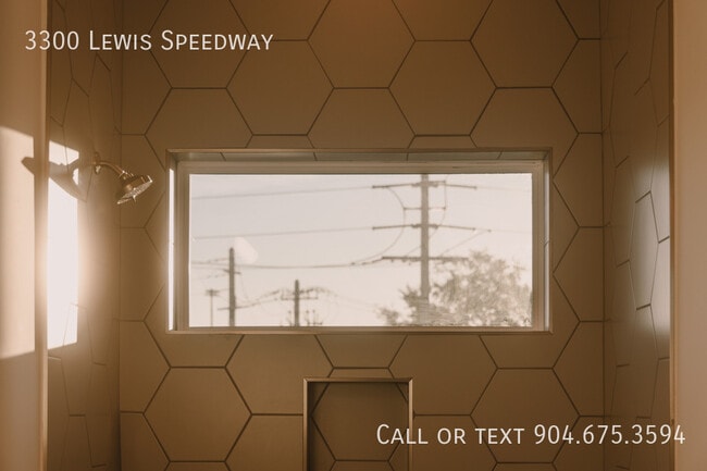 Building Photo - 3300 Lewis Speedway