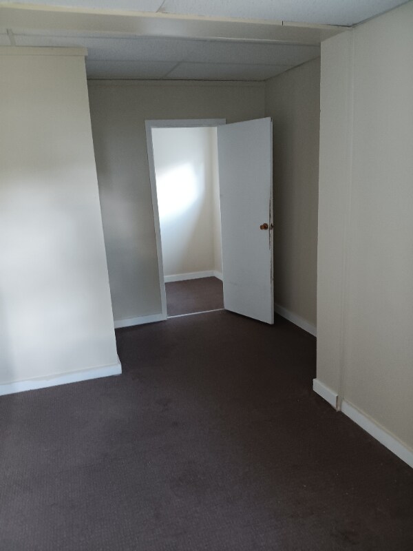 Building Photo - 541 Central St