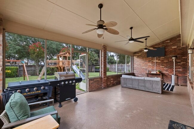 Building Photo - 21802 Canton Pass Ln