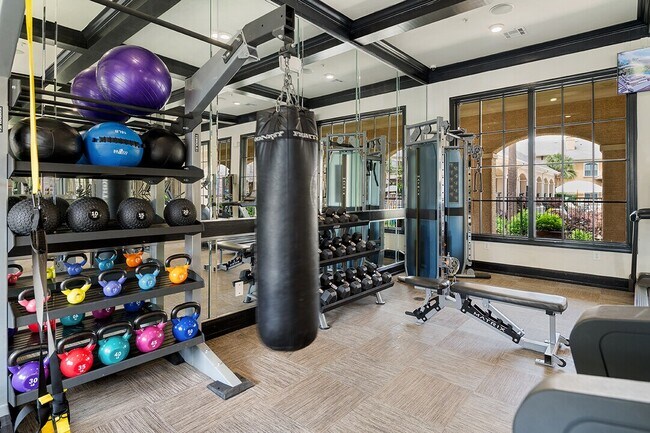Building Photo - Move In & Save $500 + Get Fees Credited!