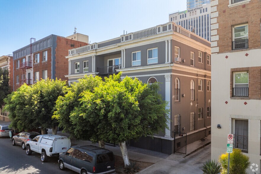 Building Photo - The Forneaux