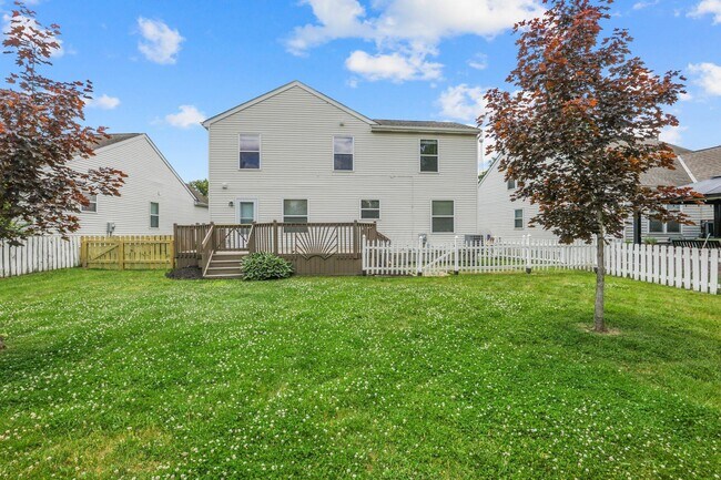 Building Photo - 5998 Blaverly Dr