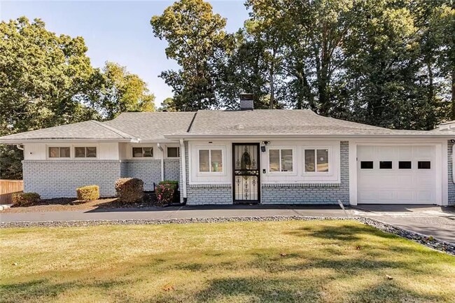 Building Photo - 1944 Cindy Dr