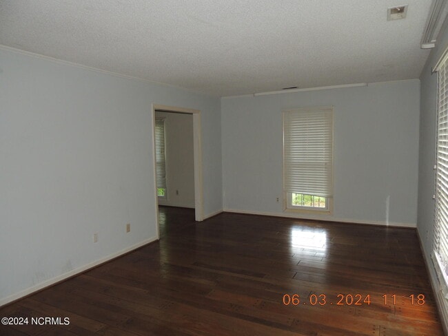 Building Photo - 102 Epworth Dr