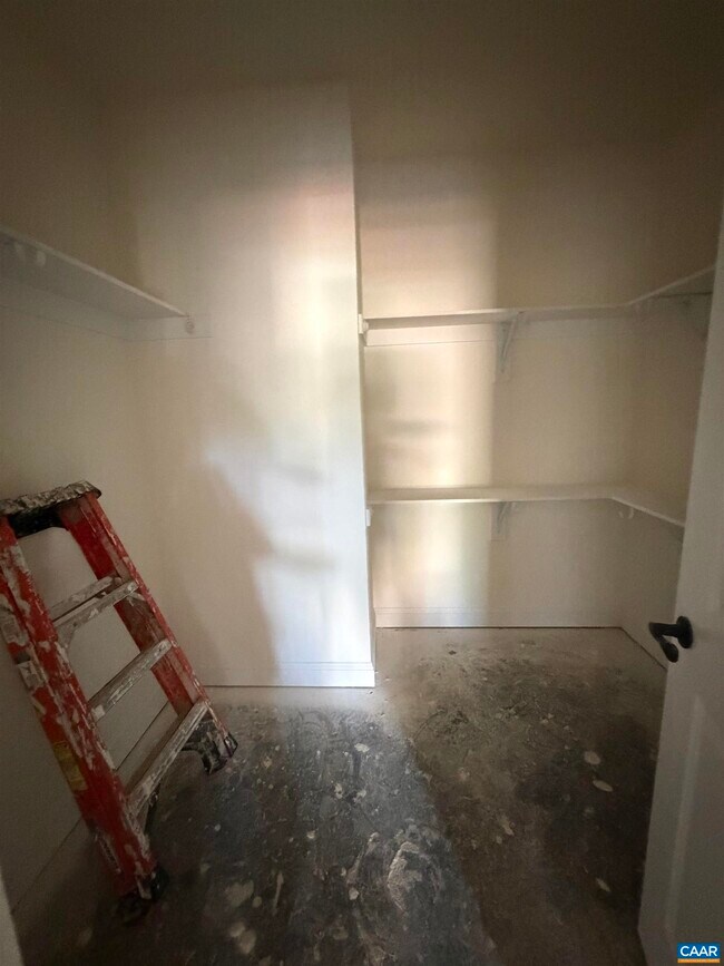 Building Photo - 2018 Larkin Ave