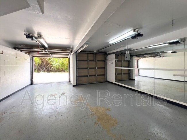 Building Photo - 123A Maunalua Ave