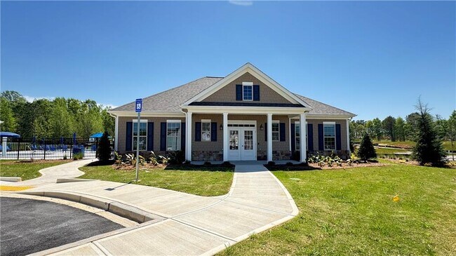 Building Photo - 61 Biltmore Pl