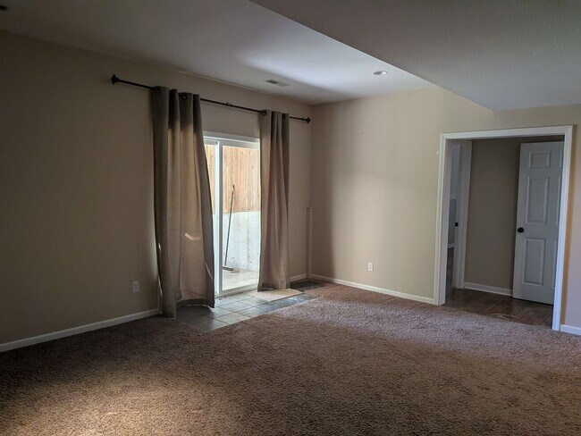 Building Photo - 4108 Cedar Crest Ln