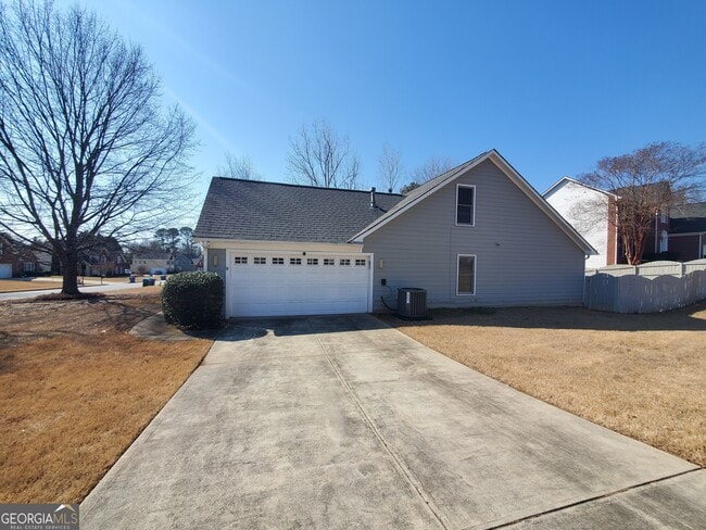 Building Photo - 1249 Thorncliff Ct