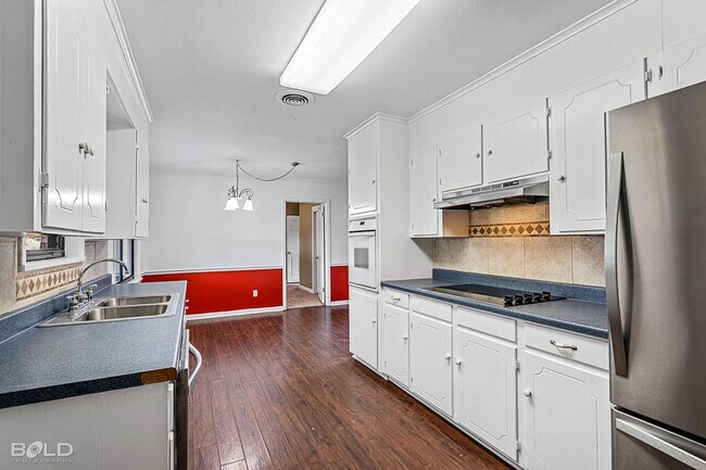 Building Photo - Cute 3 bedroom in South Bossier!