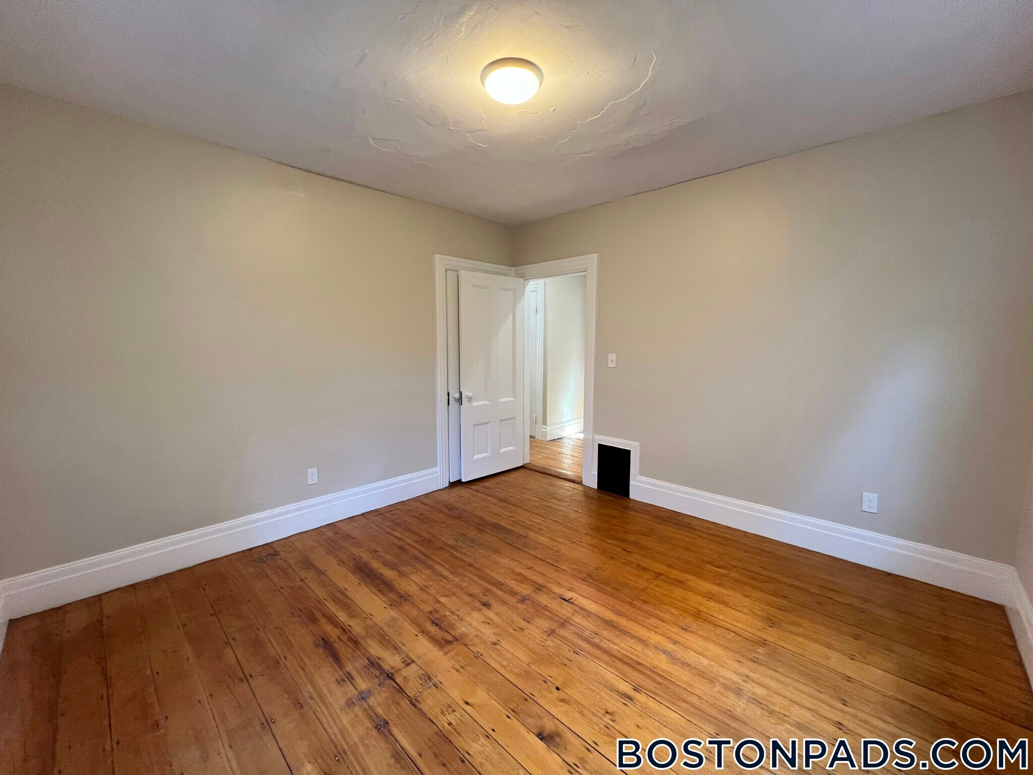Building Photo - 49 Forbes St